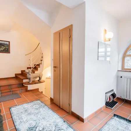 Lou Family Ludwig Apartment